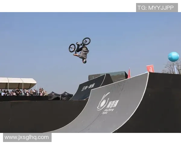 成都极限运动队的奋斗与突破:追寻极限运动的激情与梦想之旅 成都极限运动队的奋斗与突破:追寻极限运动的激情与梦想之旅