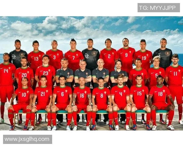 足球明星与男明星神似对比谁更具魅力与风采揭秘 足球明星与男明星神似对比谁更具魅力与风采揭秘